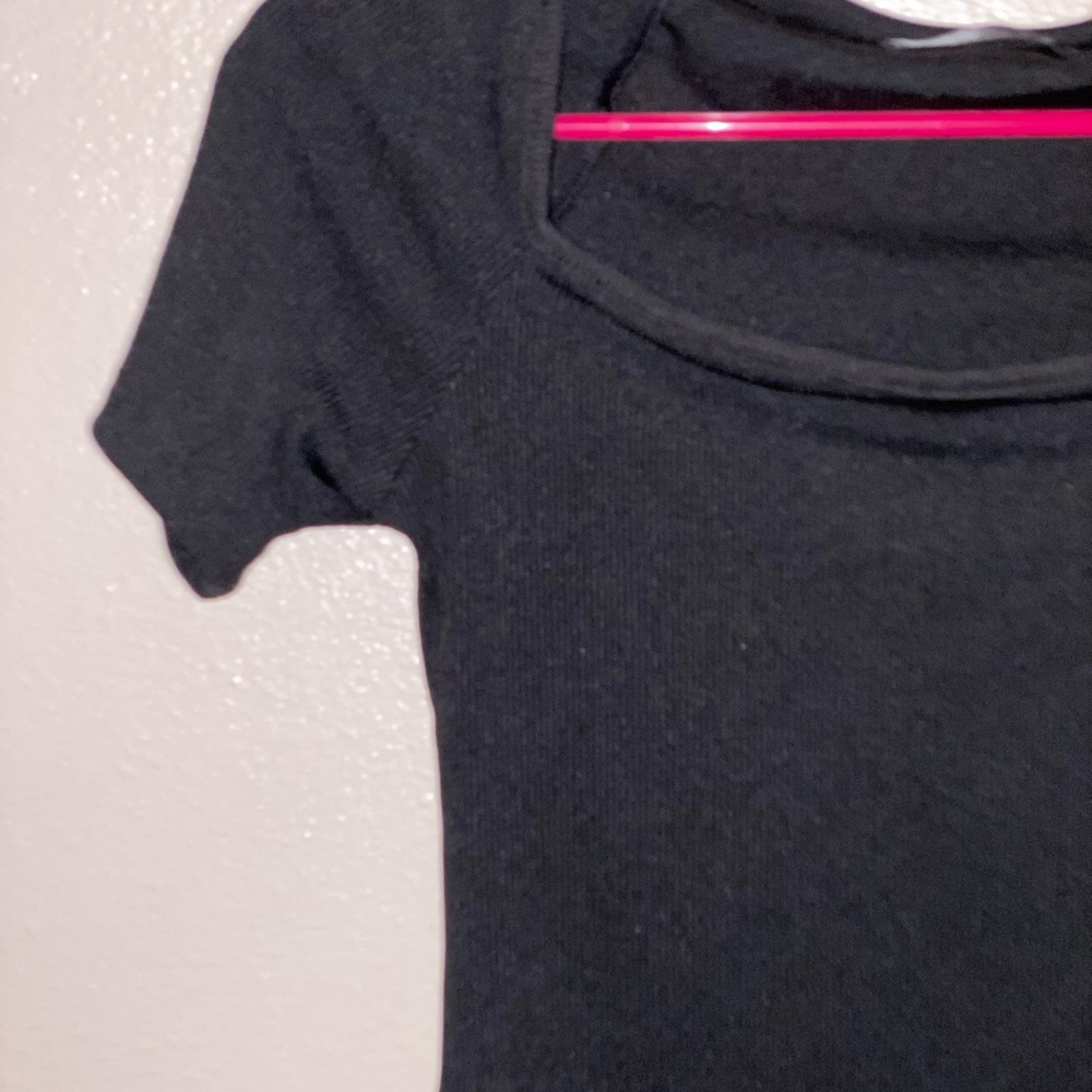 basic crop top - Picture 2 of 2
